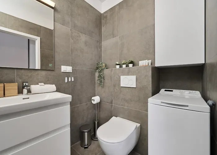 Wichrowa With Free Garage By Renters