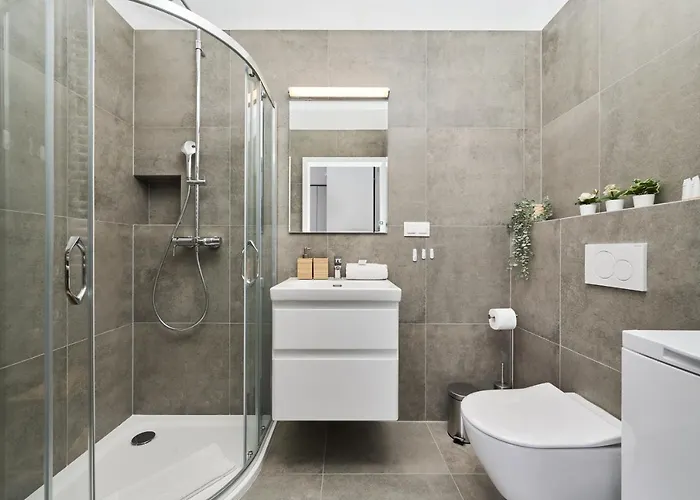 Wichrowa With Free Garage By Renters *