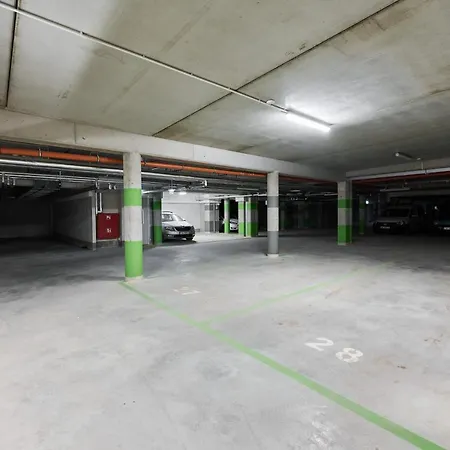 Wichrowa With Free Garage By Renters Apartment