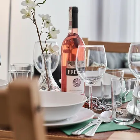 Wichrowa With Free Garage By Renters