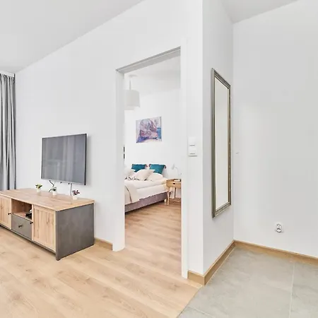 Apartment Wichrowa With Free Garage By Renters