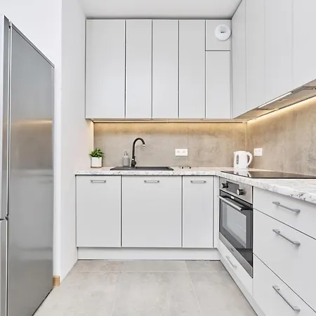 Wichrowa With Free Garage By Renters *