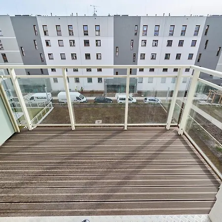 Apartment Wichrowa With Free Garage By Renters Wroclaw