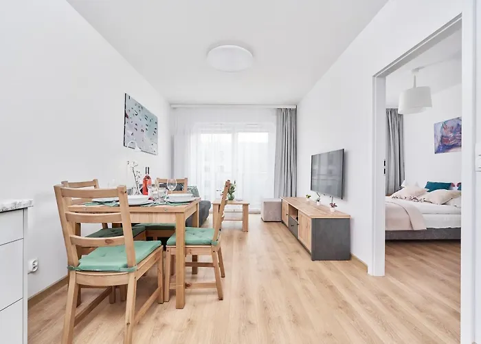 Apartment Wichrowa With Free Garage By Renters *