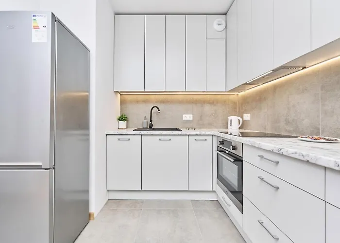 Wichrowa With Free Garage By Renters *