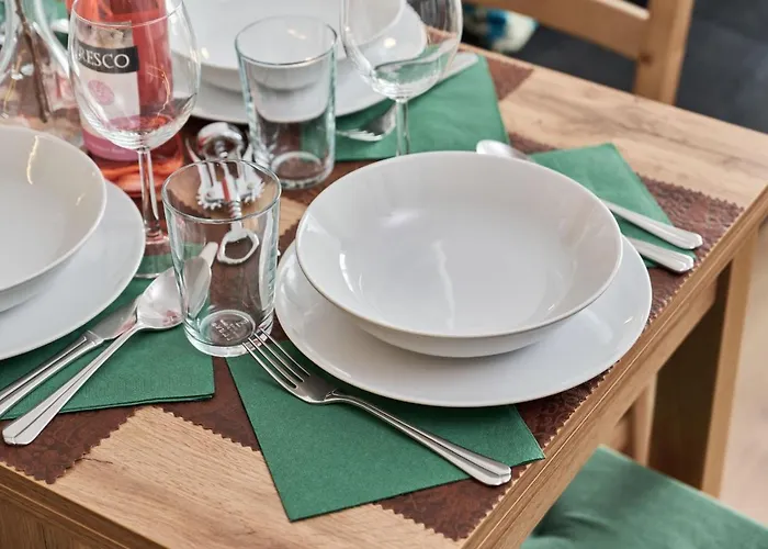 Wichrowa With Free Garage By Renters Apartment Breslau