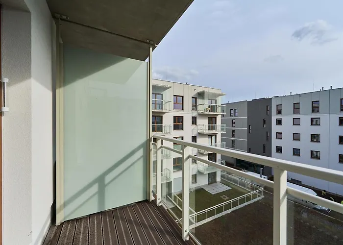 Wichrowa With Free Garage By Renters Apartment *